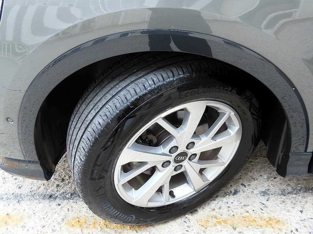 아우디 Q3 Q3 (F3) 35 TDI 스포트백 이미지 20