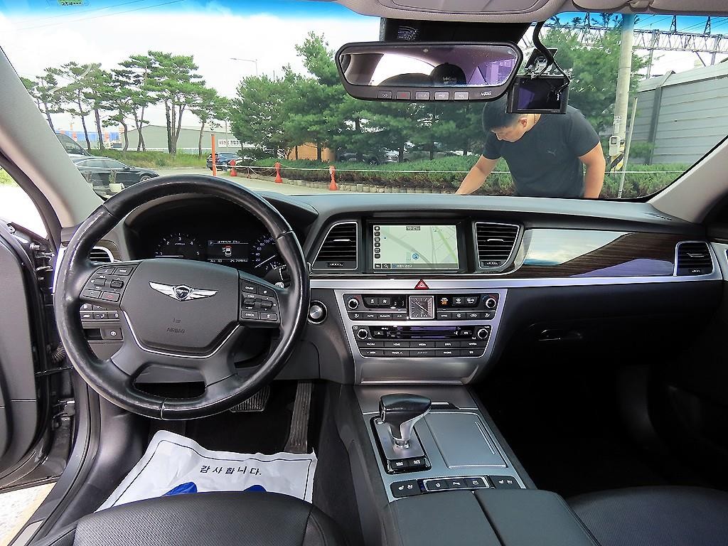 제네시스 G80 2.2D AWD 프리미엄 럭셔리 이미지 7