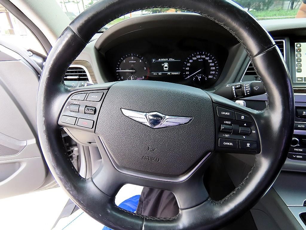제네시스 G80 2.2D AWD 프리미엄 럭셔리 이미지 8