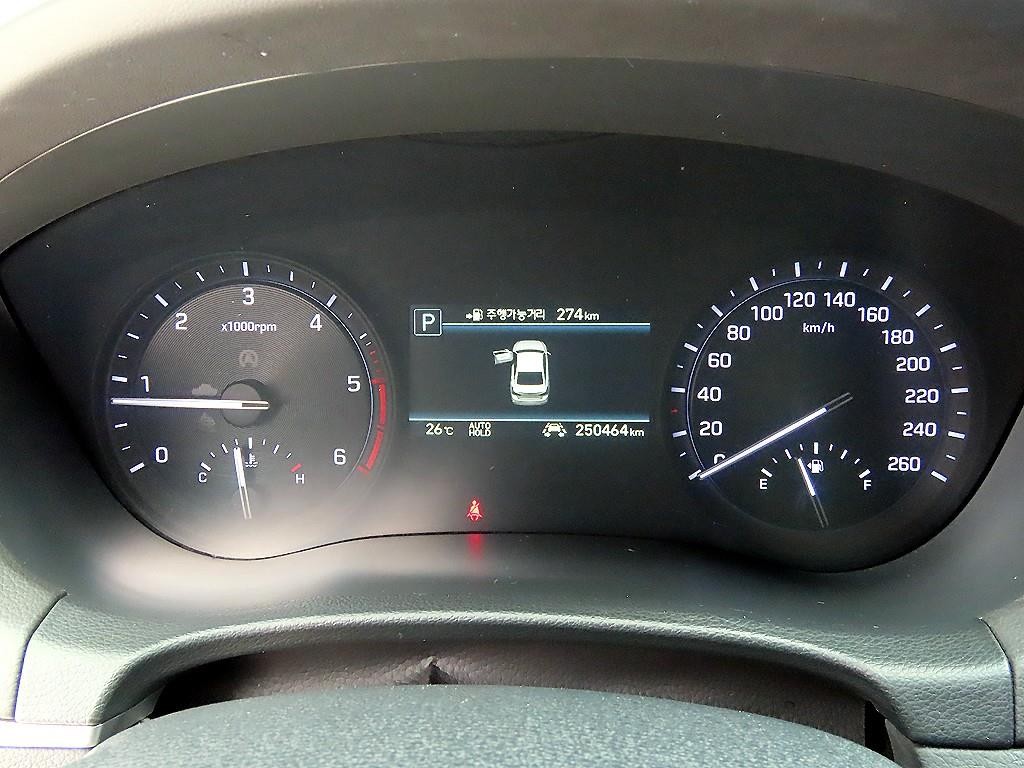 제네시스 G80 2.2D AWD 프리미엄 럭셔리 이미지 9