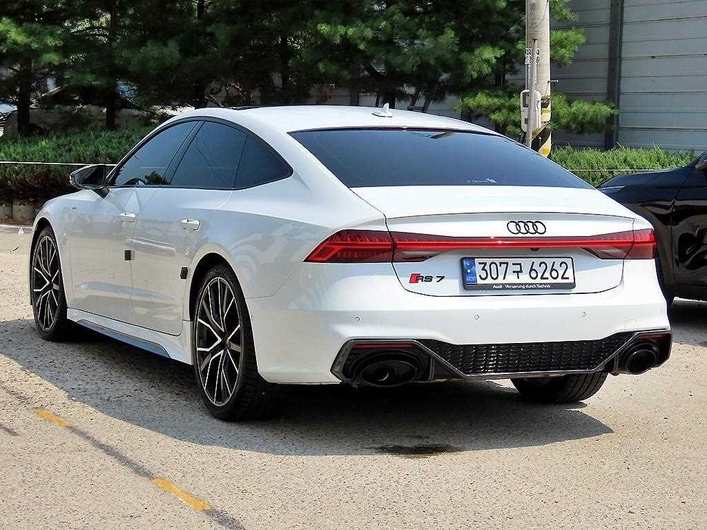 아우디 A7 A7 (4K) 55 TFSI 콰트로 프리미엄 이미지 3