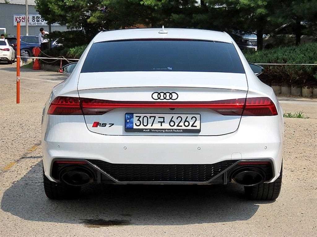 아우디 A7 A7 (4K) 55 TFSI 콰트로 프리미엄 이미지 4