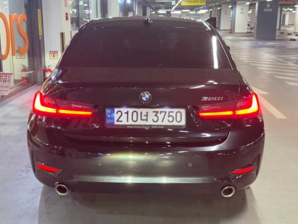 BMW 3시리즈 3시리즈 (G20) 320i 이미지 5