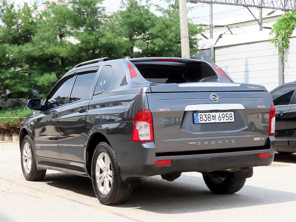 KG모빌리티(쌍용) 코란도 더뉴코란도스포츠 CX7(4WD) 클럽 이미지 3