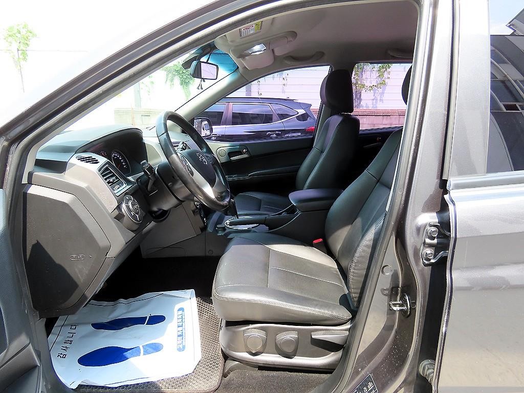 KG모빌리티(쌍용) 코란도 더뉴코란도스포츠 CX7(4WD) 클럽 이미지 5