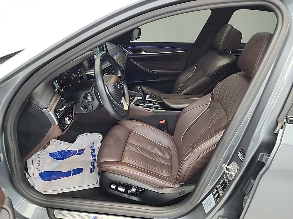 BMW 5시리즈 5시리즈 (G30) 530i M 스포츠 플러스 이미지 11