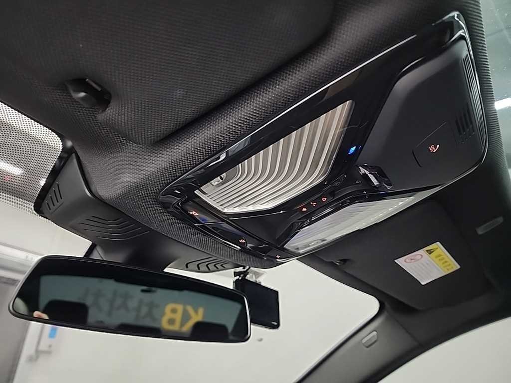 BMW 5시리즈 5시리즈 (G30) 530i M 스포츠 플러스 이미지 17