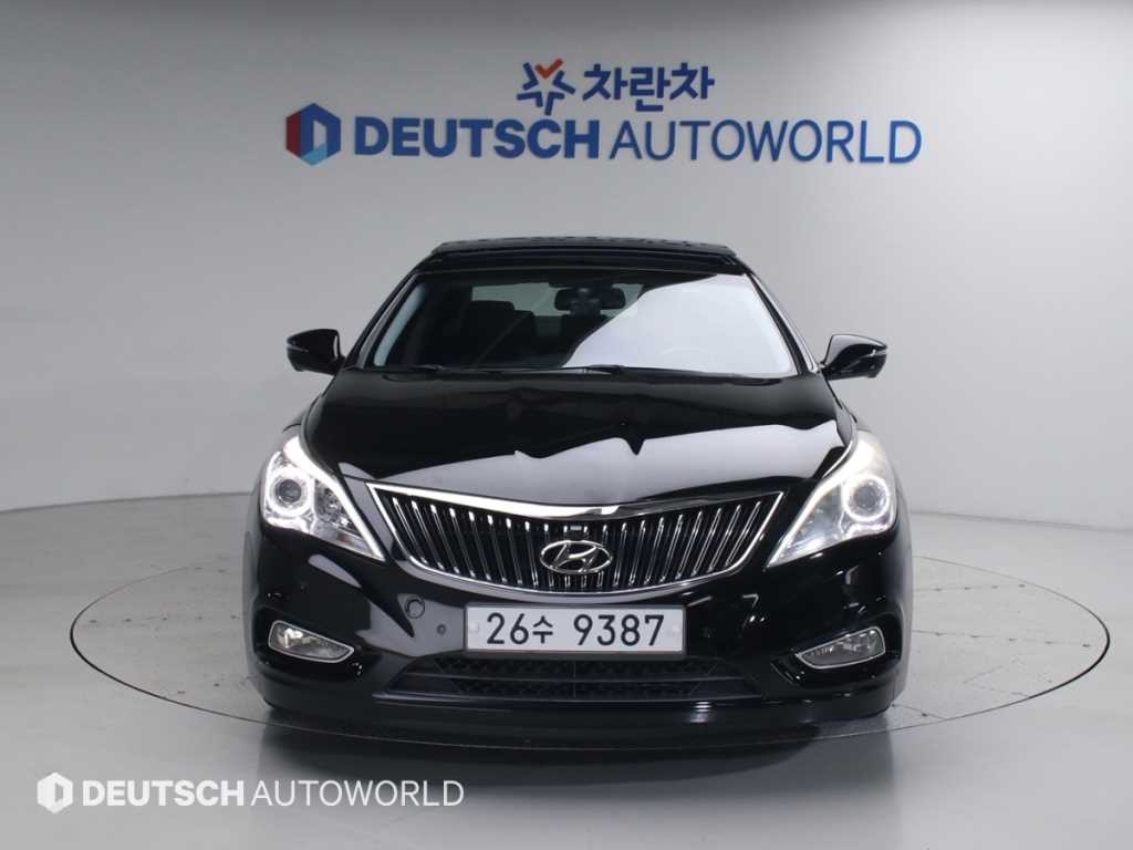 현대 그랜저 그랜저 HG HG300 PREMIUM 기본형 이미지 3