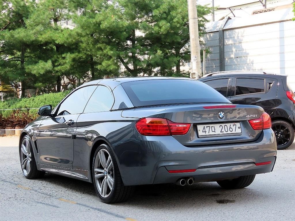 BMW 4시리즈 4시리즈 (F32) 428i 컨버터블 M 스포츠 이미지 3