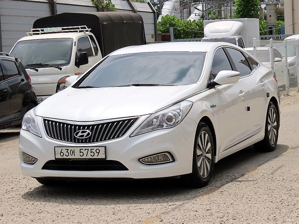 현대 그랜저 그랜저 HG 하이브리드 PREMIUM 이미지 2