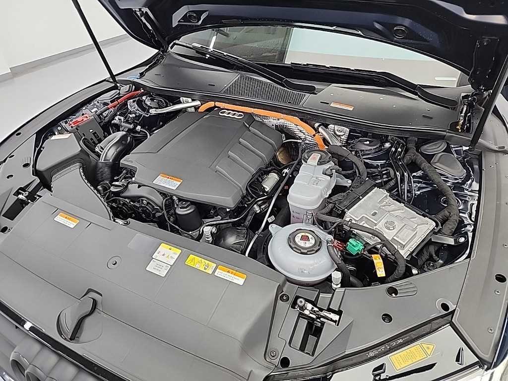 아우디 A7 A7 (4K) 55 TFSI e 콰트로 프리미엄 이미지 6
