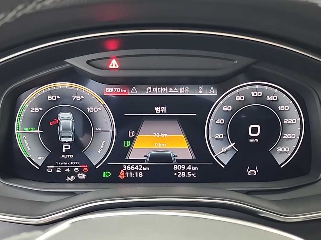 아우디 A7 A7 (4K) 55 TFSI e 콰트로 프리미엄 이미지 7