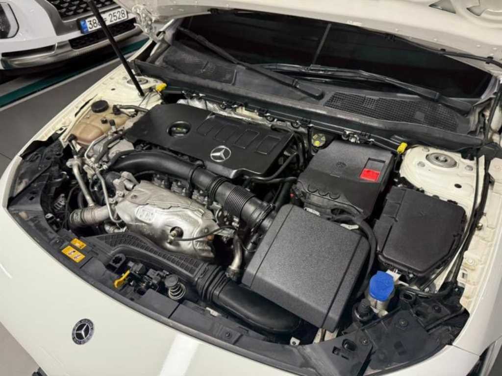 벤츠 A 클래스 A클래스 W177 A220 해치백 이미지 6