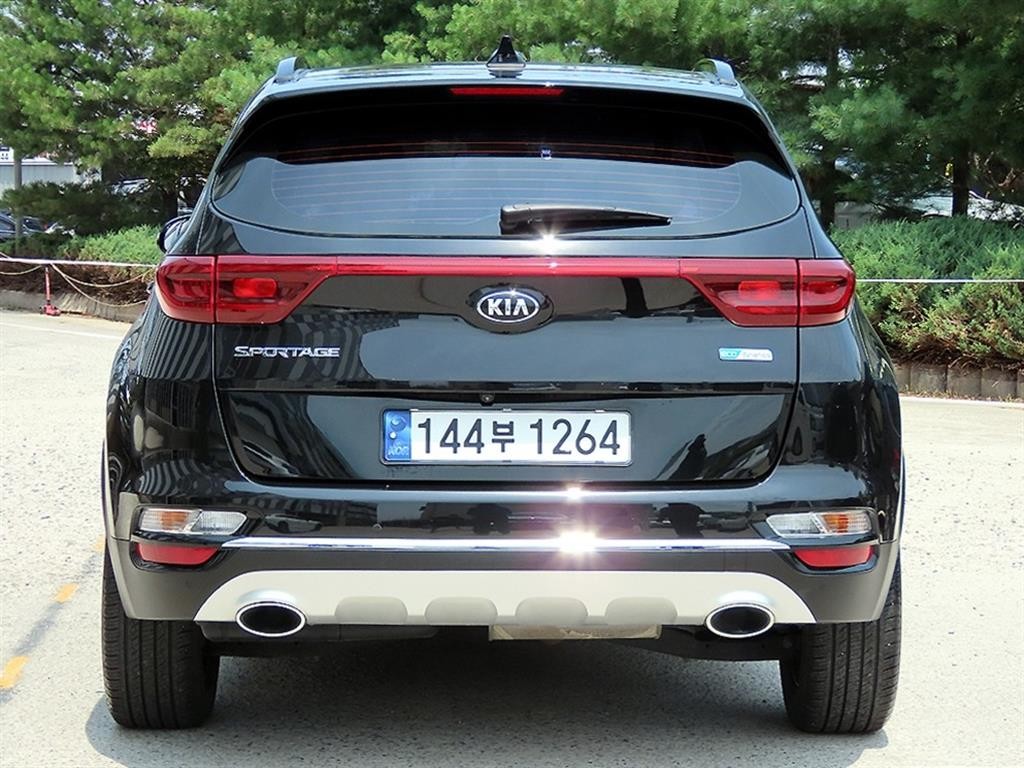 기아 스포티지 스포티지 더 볼드 1.6 디젤 2WD 프레스티지 이미지 4