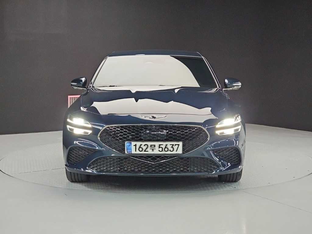 제네시스 G70 더 뉴 G70 가솔린 3.3T 4WD 스포츠 패키지 이미지 2