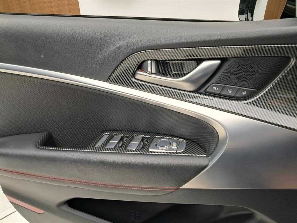 제네시스 G70 3.3T 스포츠 엘리트 이미지 13