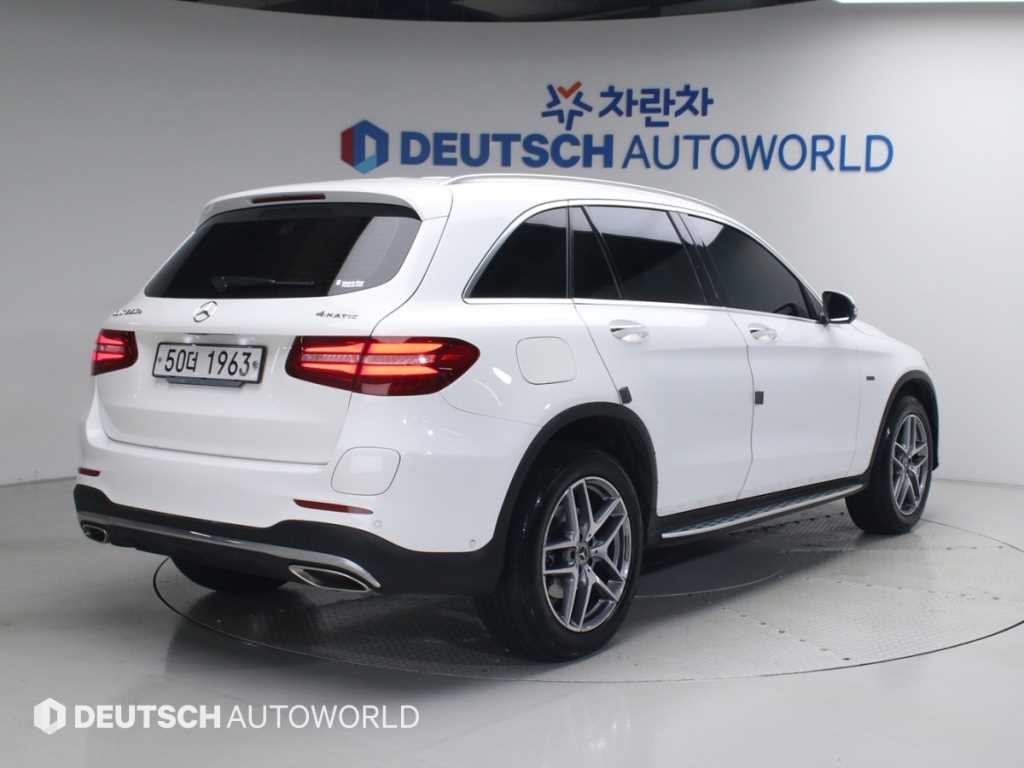 벤츠 GLC 클래스 GLC클래스 X253 GLC 350 e 4MATIC AMG LINE 이미지 2