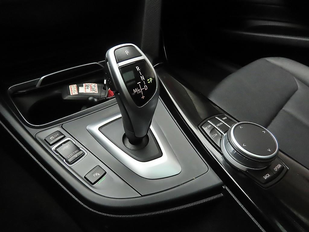 BMW 그란투리스모 3시리즈 GT (F34) GT 320D xDrive 이미지 10
