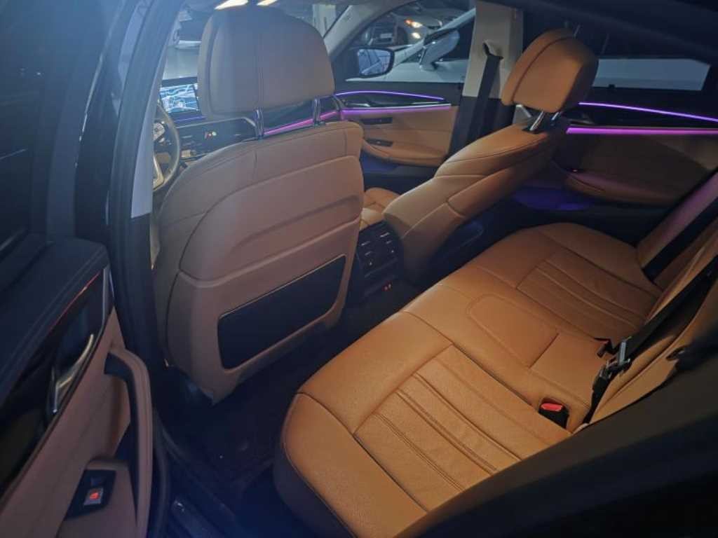 BMW 5시리즈 5시리즈 (G30) 520i 럭셔리 이미지 5