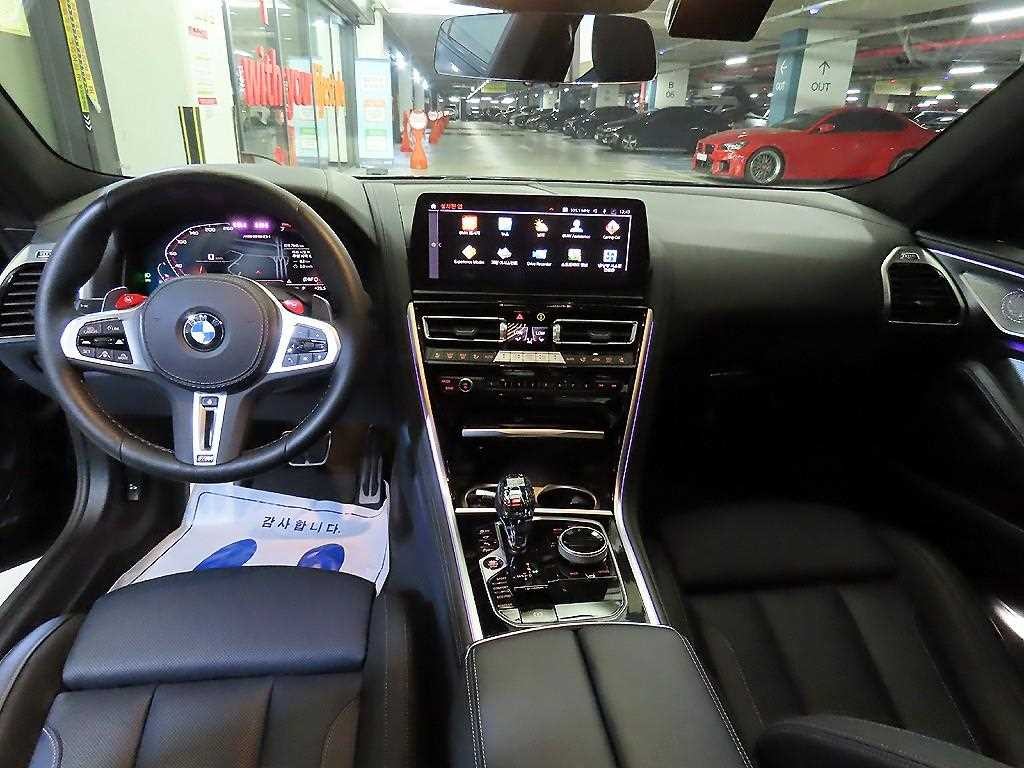 BMW 8시리즈 8시리즈 (G15) M850i xDrive 그란 쿠페 이미지 10