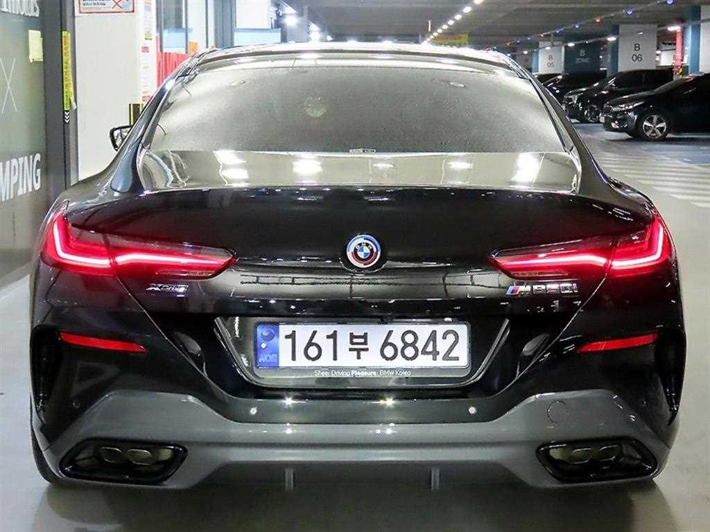 BMW 8시리즈 8시리즈 (G15) M850i xDrive 그란 쿠페 이미지 5