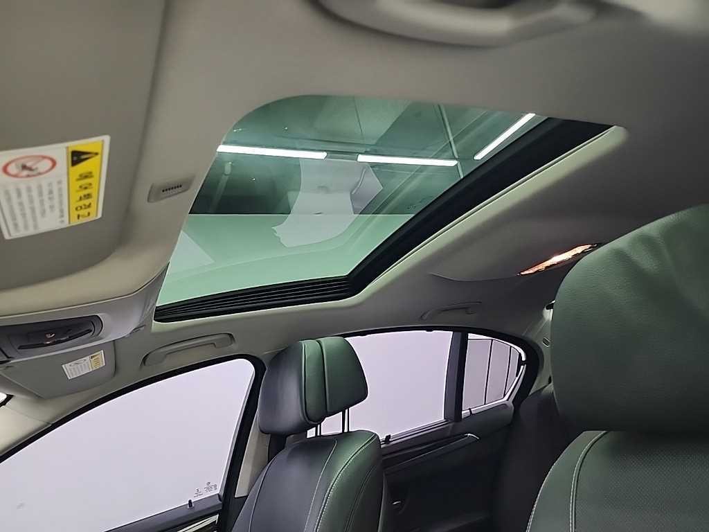 BMW 5시리즈 5시리즈 (F10) 528i xDrive 럭셔리 플러스 이미지 14