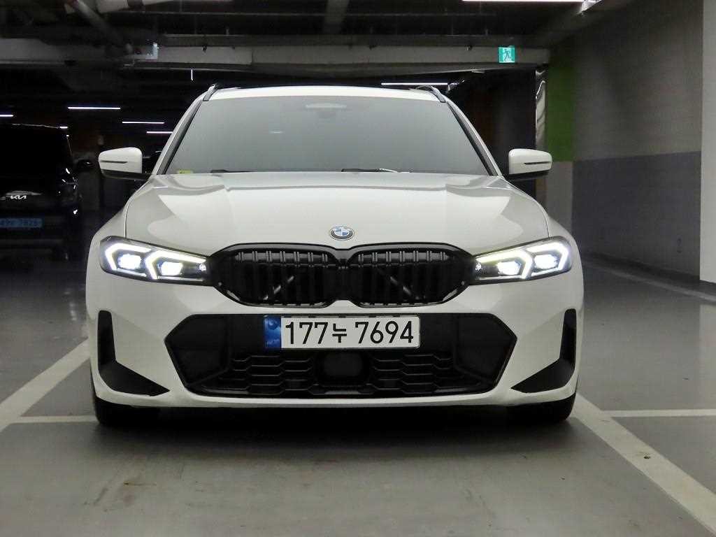 BMW 3시리즈 3시리즈 (G20) 320d 투어링 M 스포츠 이미지 1