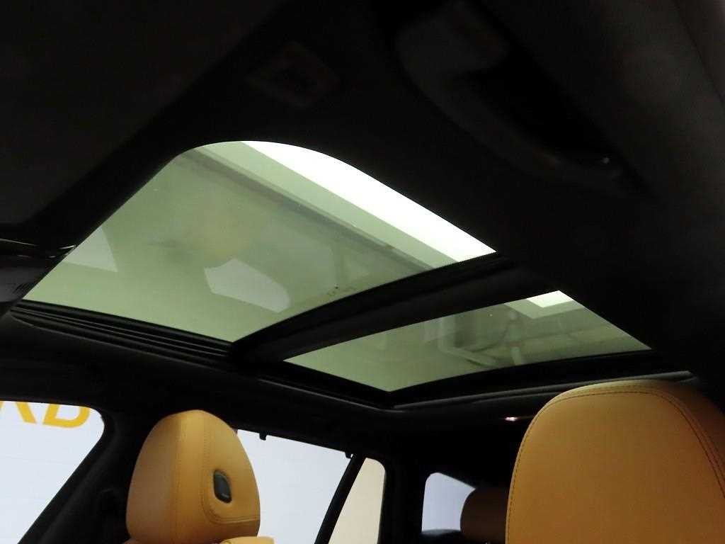 BMW 3시리즈 3시리즈 (G20) 320d 투어링 M 스포츠 이미지 16
