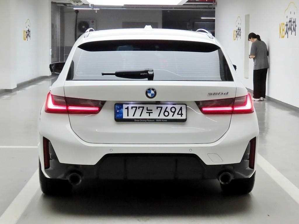 BMW 3시리즈 3시리즈 (G20) 320d 투어링 M 스포츠 이미지 3