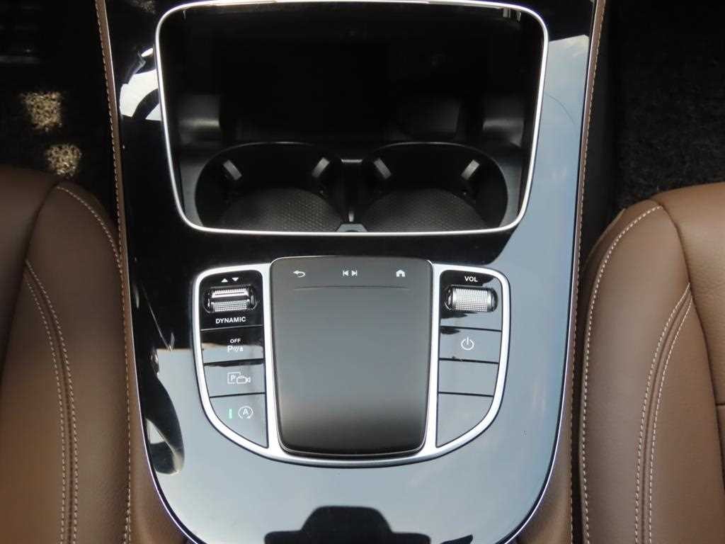 벤츠 E 클래스 E-클래스 W213 E250 아방가르드 이미지 12