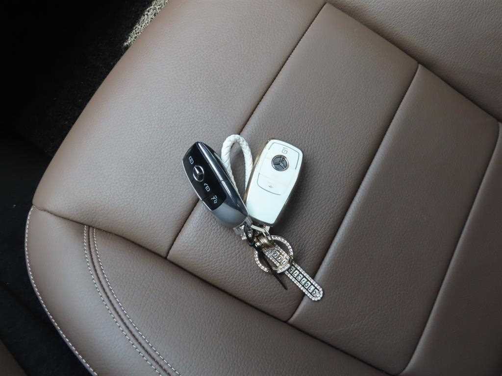 벤츠 E 클래스 E-클래스 W213 E250 아방가르드 이미지 19