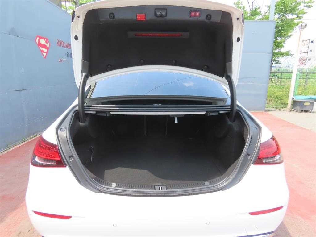 벤츠 E 클래스 E-클래스 W213 E250 아방가르드 이미지 5