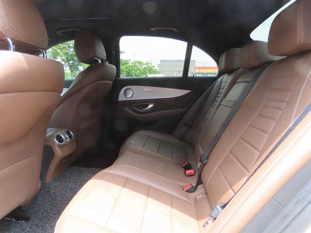 벤츠 E 클래스 E-클래스 W213 E250 아방가르드 이미지 7