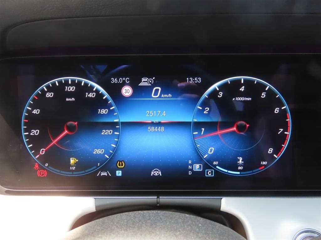 벤츠 E 클래스 E-클래스 W213 E250 아방가르드 이미지 9