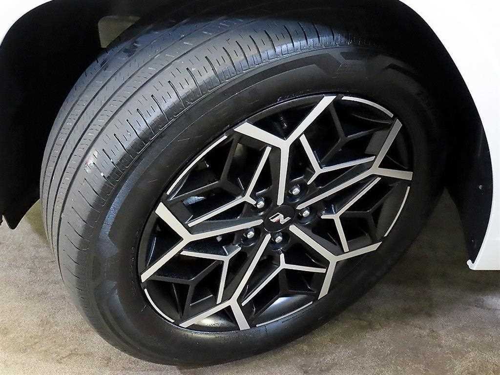 현대 투싼 투싼 하이브리드(NX4) 2WD N-Line 인스퍼레이션 이미지 20