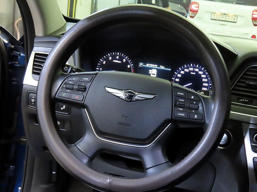 제네시스 G80 3.3 GDI AWD 럭셔리 이미지 8