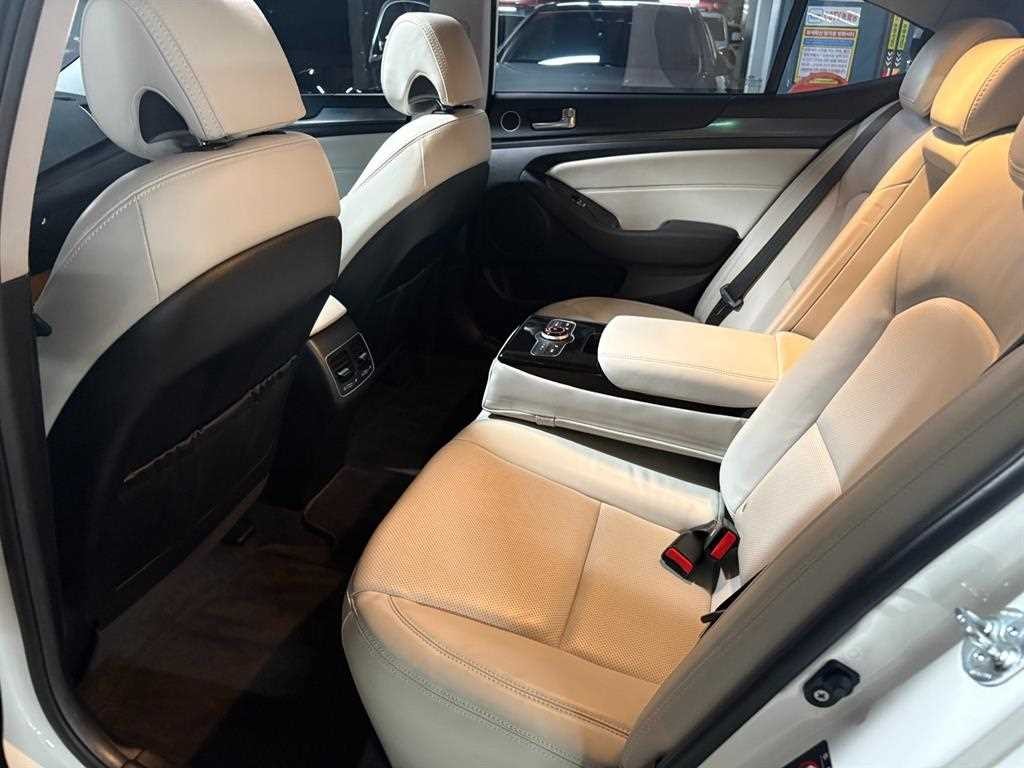 기아 K7 더 뉴 K7 3.0 GDI 프레스티지 이미지 15
