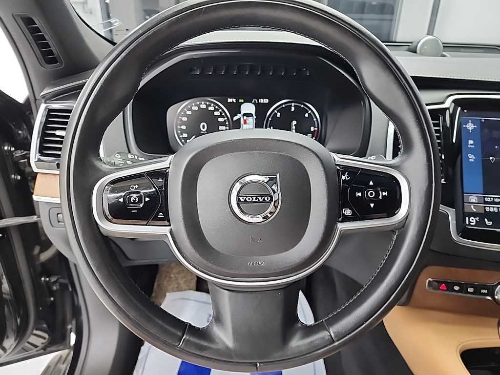 볼보 XC90 XC90 2세대 2.0 D5 AWD 인스크립션 이미지 9