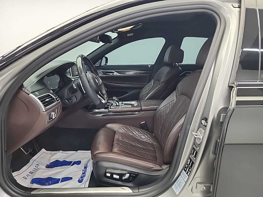 BMW 7시리즈 7시리즈 (G11) 730d xDrive M 스포츠 이미지 11