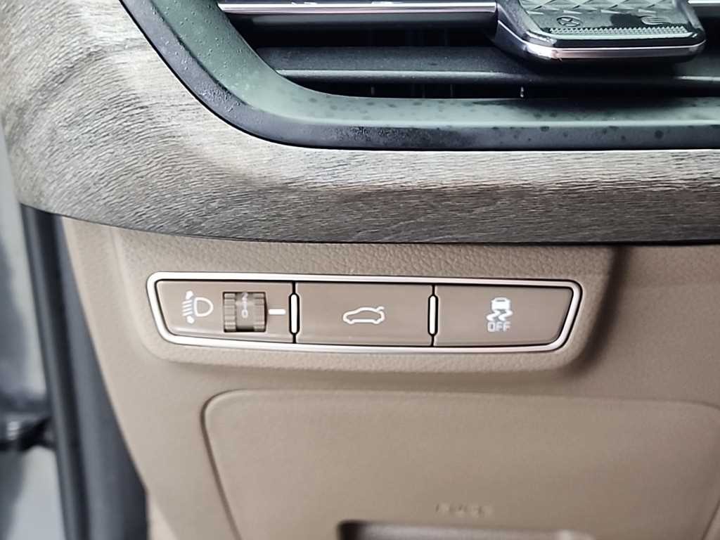 기아 K8 2.5 2WD 노블레스 이미지 19
