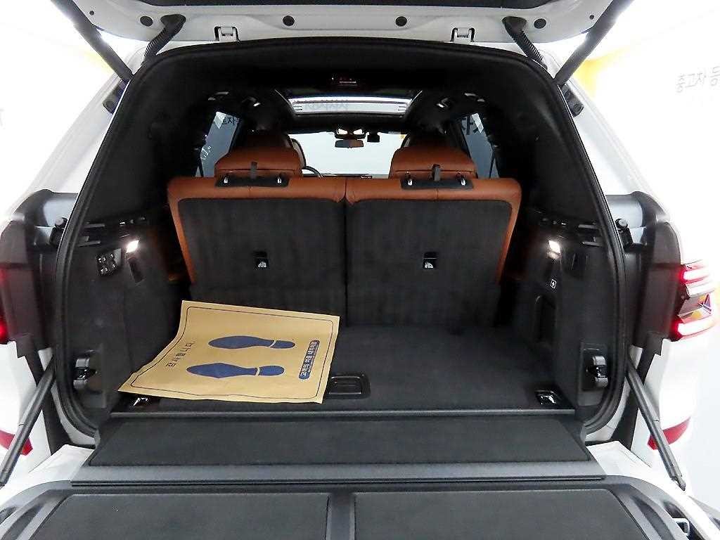 BMW X7 X7 (G07) xDrive 40i M 스포츠 이미지 18
