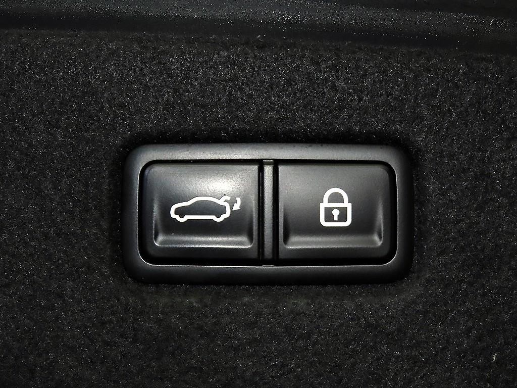기아 K8 뉴 K8 3.5 2WD 시그니처 블랙 이미지 15