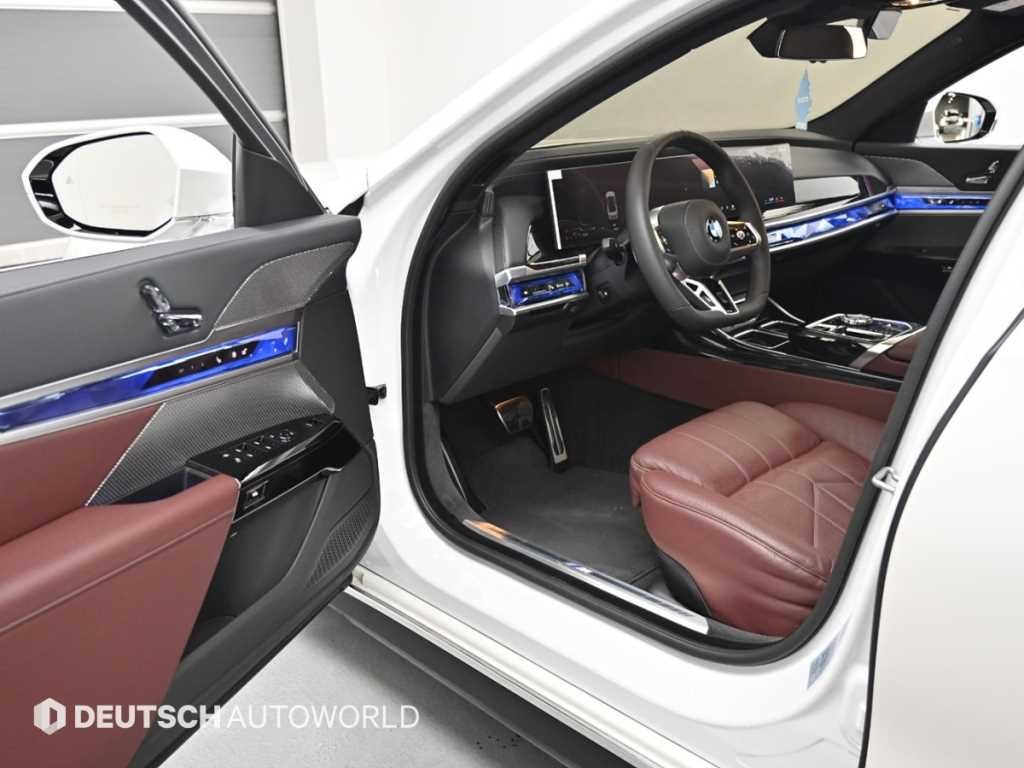 BMW 7시리즈 7시리즈 (G70) 740i xDrive M 스포츠 이미지 11