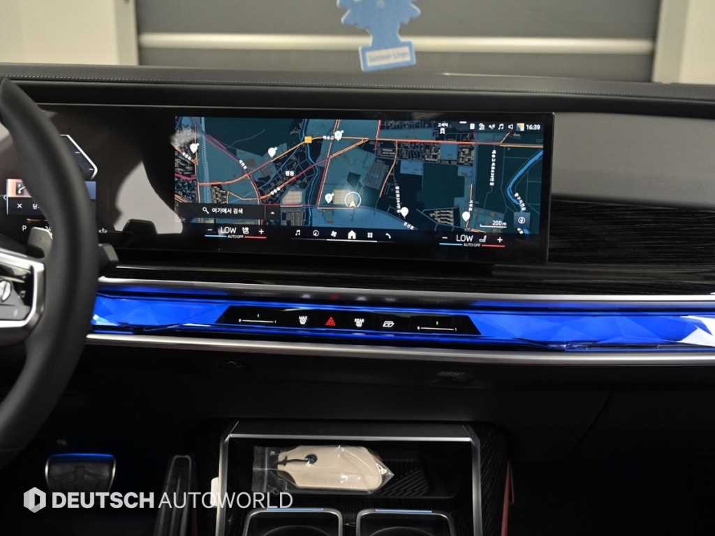 BMW 7시리즈 7시리즈 (G70) 740i xDrive M 스포츠 이미지 14