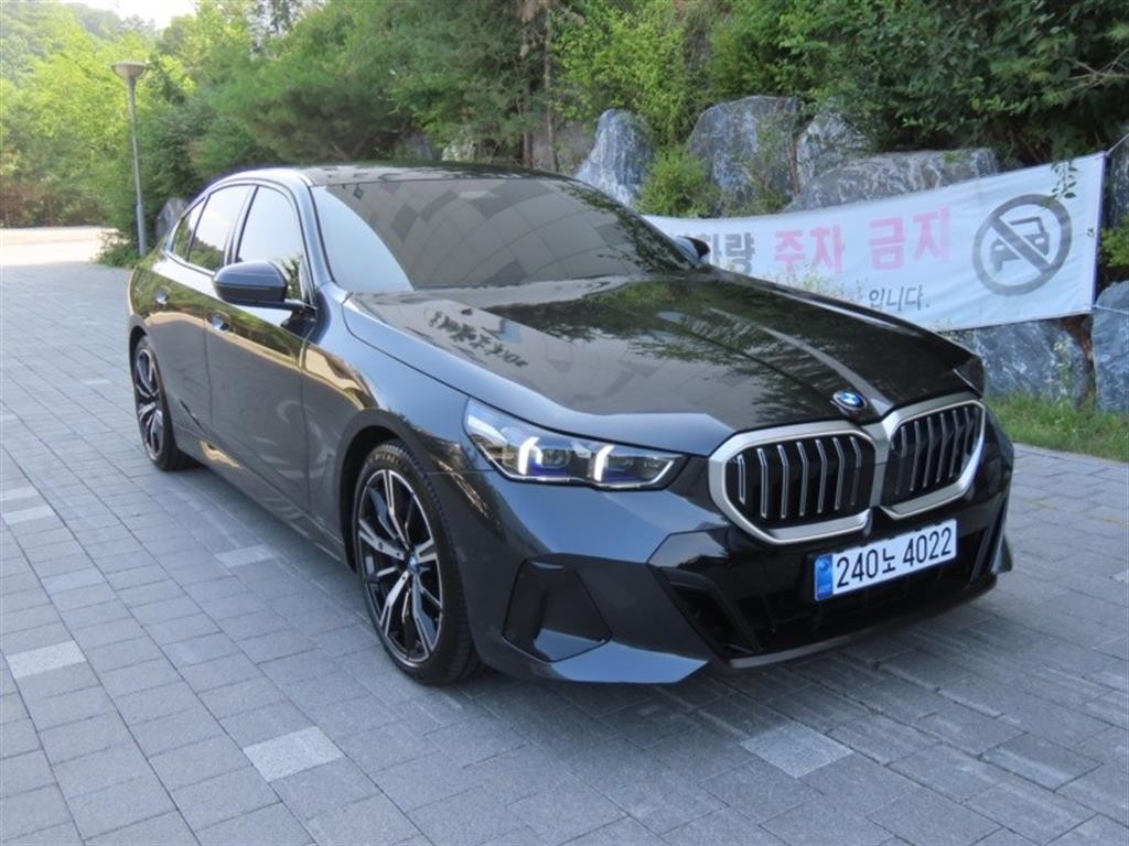 BMW 5시리즈 5시리즈 (G60) 530i xDrive 이미지 2