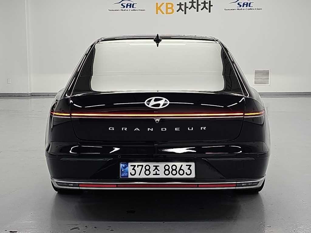 현대 그랜저 그랜저 (GN7) 가솔린 2.5 2WD 익스클루시브 이미지 3