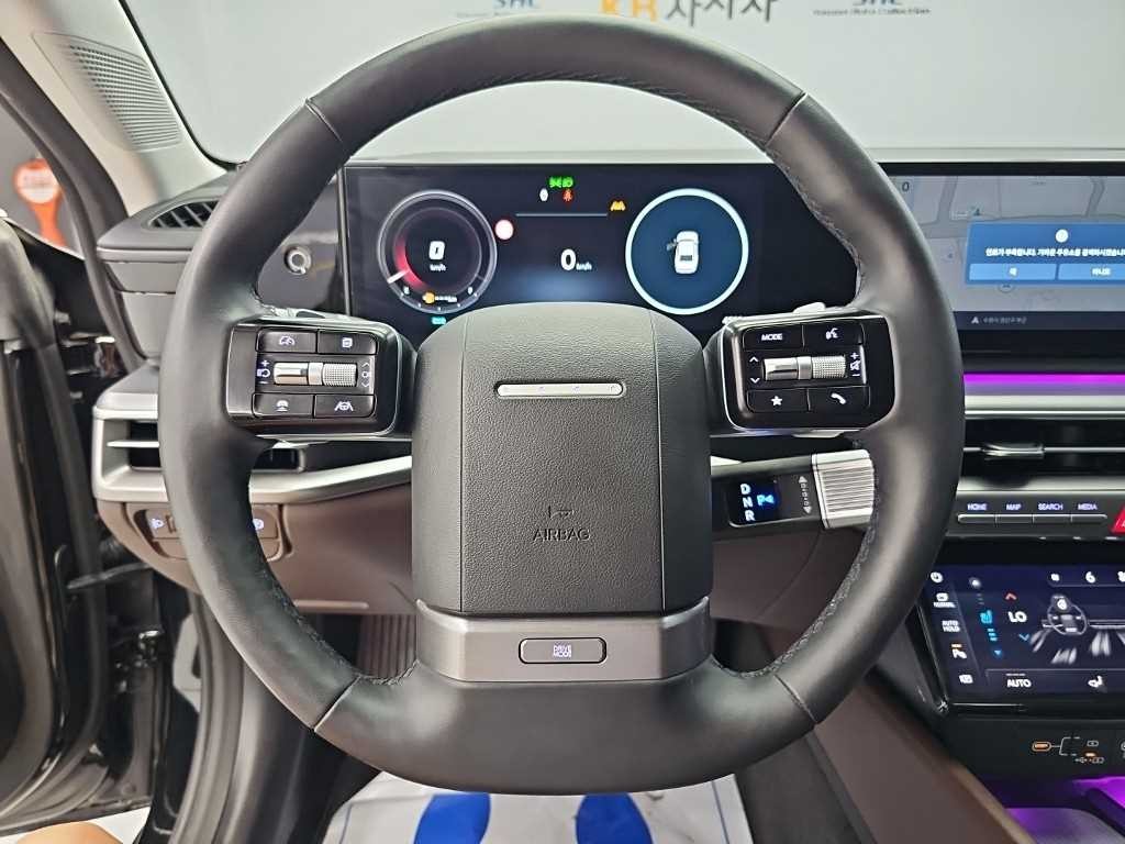 현대 그랜저 그랜저 (GN7) 가솔린 2.5 2WD 익스클루시브 이미지 9