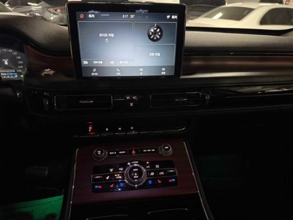 링컨 에비에이터 에비에이터 2세대 3.0 PHEV GT AWD 이미지 10