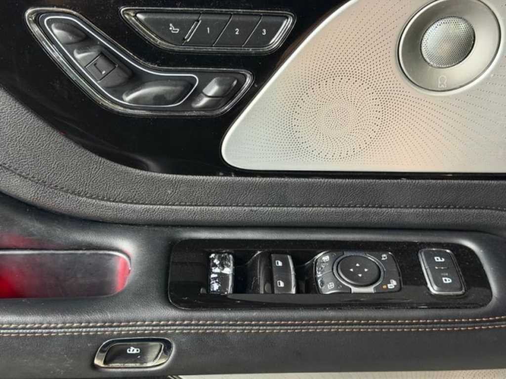링컨 에비에이터 에비에이터 2세대 3.0 PHEV GT AWD 이미지 15