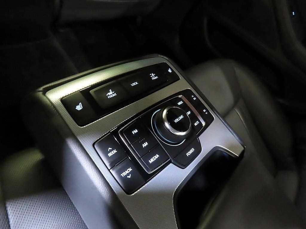 제네시스 G80 2.2D AWD 럭셔리 이미지 16